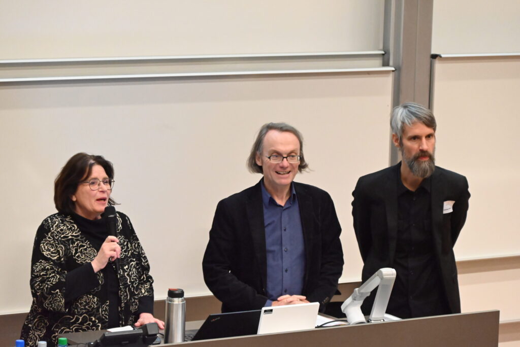 Begrüßung durch Prof. Dr. Dagmar Unz, Dekanin THWS Angewandte Sozialwissenschaften, Herrn Prof. Dr. Dieter Kulke, Fakultät Angewandte Sozialwissenschaften, und Herrn Andreas Ullherr, Schulleiter der Dr. Maria-Probst-Schule.